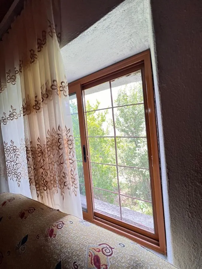 Goni Guest House Tepelenë 홈스테이